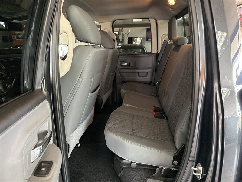 2018 RAM 1500 Big Horn/QUAD CAB/4X4 - Photo 12 - Hamilton, OH 45015