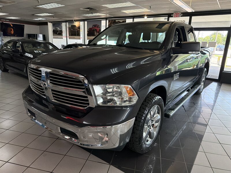 2018 RAM 1500 Big Horn/QUAD CAB/4X4   - Photo 1 - Hamilton, OH 45015