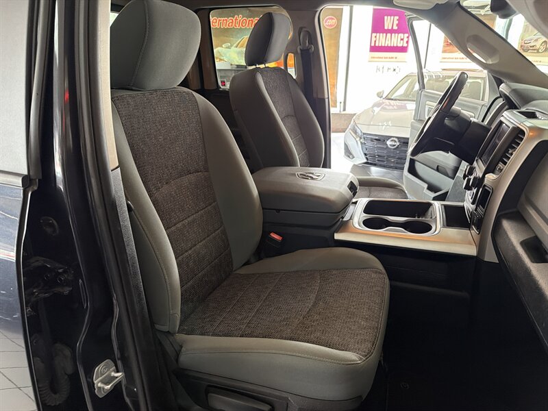 2018 RAM 1500 Big Horn/QUAD CAB/4X4 - Photo 17 - Hamilton, OH 45015