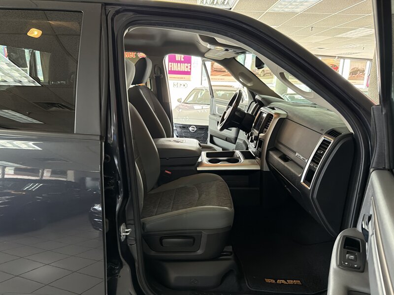 2018 RAM 1500 Big Horn/QUAD CAB/4X4 - Photo 16 - Hamilton, OH 45015