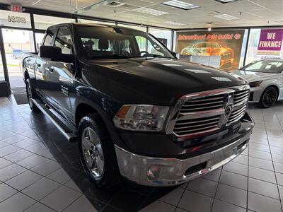 2018 RAM 1500 Big Horn/QUAD CAB/4X4 - Photo 4 - Hamilton, OH 45015