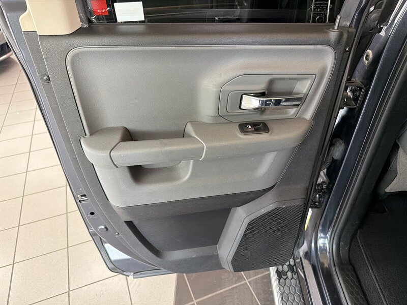2018 RAM 1500 Big Horn/QUAD CAB/4X4 - Photo 13 - Hamilton, OH 45015
