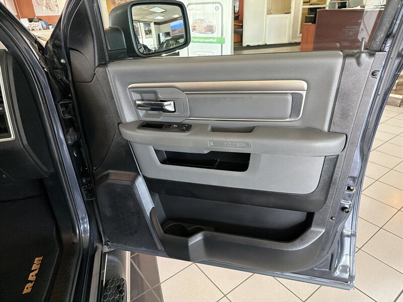 2018 RAM 1500 Big Horn/QUAD CAB/4X4 - Photo 19 - Hamilton, OH 45015