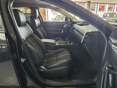 2024 Mazda CX-50 2.5 S Preferred 4DR SUV AWD   - Photo 14 - Hamilton, OH 45015