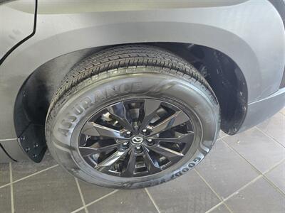 2024 Mazda CX-50 2.5 S Preferred 4DR SUV AWD   - Photo 32 - Hamilton, OH 45015