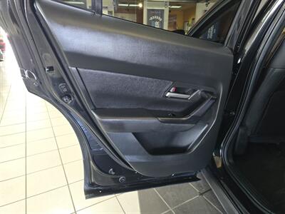 2024 Mazda CX-50 2.5 S Preferred 4DR SUV AWD   - Photo 10 - Hamilton, OH 45015
