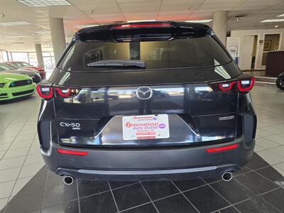 2024 Mazda CX-50 2.5 S Preferred 4DR SUV AWD   - Photo 5 - Hamilton, OH 45015