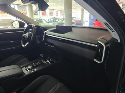 2024 Mazda CX-50 2.5 S Preferred 4DR SUV AWD   - Photo 13 - Hamilton, OH 45015