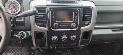 2015 RAM 3500 Tradesman 4DR CREW CAB 4X4   - Photo 17 - Hamilton, OH 45015