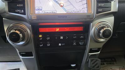 2011 Toyota 4Runner Limited 4DR SUV 4X4 - Photo 18 - Hamilton, OH 45015