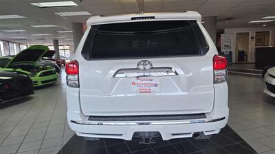 2011 Toyota 4Runner Limited 4DR SUV 4X4 - Photo 7 - Hamilton, OH 45015