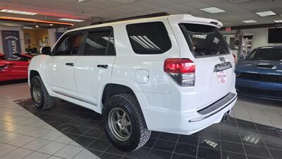 2011 Toyota 4Runner Limited 4DR SUV 4X4 - Photo 8 - Hamilton, OH 45015