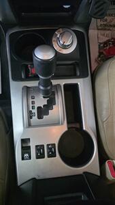 2011 Toyota 4Runner Limited 4DR SUV 4X4 - Photo 20 - Hamilton, OH 45015