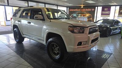 2011 Toyota 4Runner Limited 4DR SUV 4X4 - Photo 4 - Hamilton, OH 45015