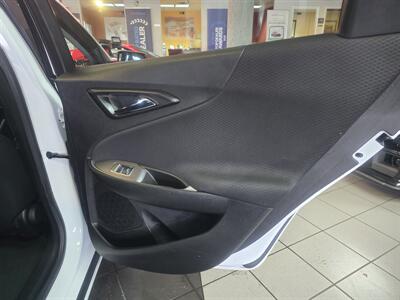 2024 Chevrolet Malibu LT   - Photo 15 - Hamilton, OH 45015