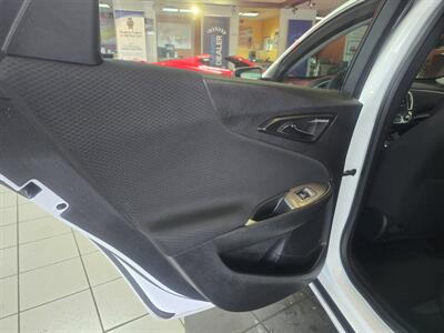 2024 Chevrolet Malibu LT   - Photo 10 - Hamilton, OH 45015