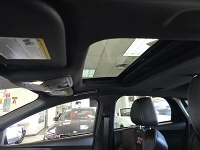 2017 Ford Focus ST4DR HATCHBACK/6SPEED   - Photo 30 - Hamilton, OH 45015