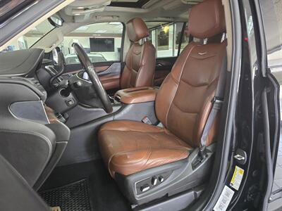 2016 Cadillac Escalade ESV Luxury Collection   - Photo 9 - Hamilton, OH 45015
