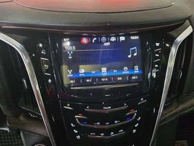 2016 Cadillac Escalade ESV Luxury Collection   - Photo 27 - Hamilton, OH 45015