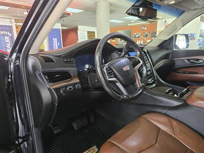 2016 Cadillac Escalade ESV Luxury Collection   - Photo 8 - Hamilton, OH 45015