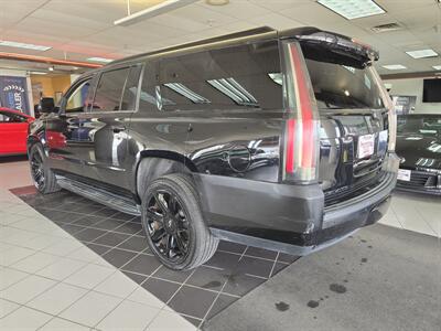 2016 Cadillac Escalade ESV Luxury Collection   - Photo 6 - Hamilton, OH 45015