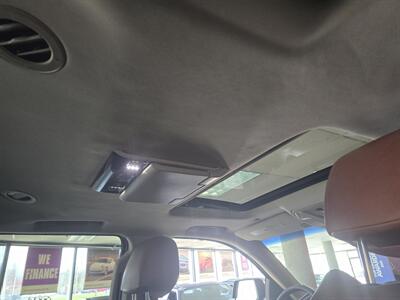 2016 Cadillac Escalade ESV Luxury Collection   - Photo 16 - Hamilton, OH 45015