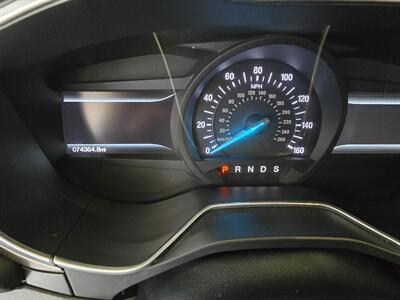 2015 Ford Fusion SE   - Photo 24 - Hamilton, OH 45015