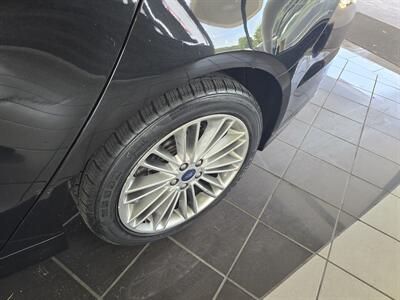 2015 Ford Fusion SE   - Photo 29 - Hamilton, OH 45015