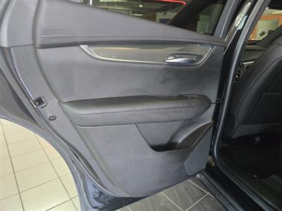 2021 Cadillac XT5 Sport 4DR SUV 4X4   - Photo 10 - Hamilton, OH 45015