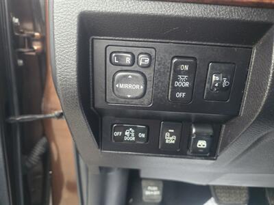 2015 Toyota Tundra 1794 Edition   - Photo 25 - Hamilton, OH 45015