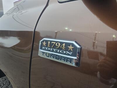 2015 Toyota Tundra 1794 Edition   - Photo 29 - Hamilton, OH 45015
