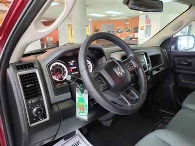 2017 RAM 1500 Express-CREW CAB-4X4-HEMI   - Photo 9 - Hamilton, OH 45015