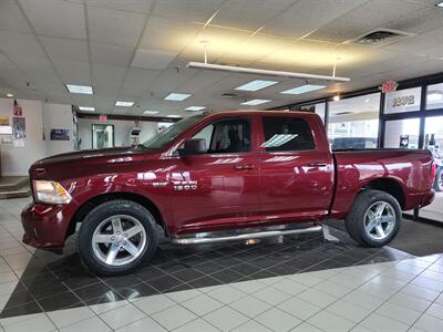 2017 RAM 1500 Express-CREW CAB-4X4-HEMI   - Photo 1 - Hamilton, OH 45015