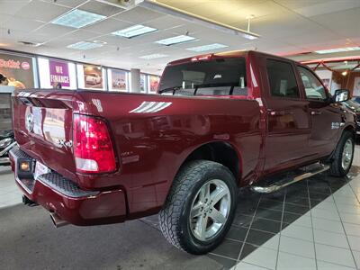 2017 RAM 1500 Express-CREW CAB-4X4-HEMI   - Photo 5 - Hamilton, OH 45015