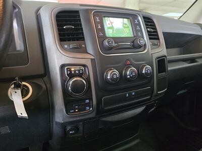 2016 RAM 1500 Express 2DR REGULAR CAB 4X4   - Photo 17 - Hamilton, OH 45015