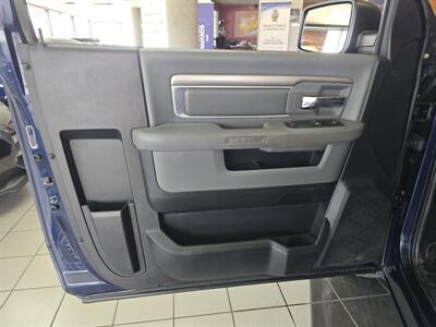 2016 RAM 1500 Express 2DR REGULAR CAB 4X4   - Photo 7 - Hamilton, OH 45015