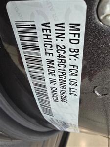 2022 Chrysler Pacifica Pinnacle 4DR MINI-VAN   - Photo 48 - Hamilton, OH 45015