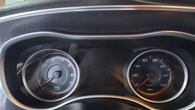 2015 Dodge Charger SXT 4DR SEDAN - Photo 12 - Hamilton, OH 45015