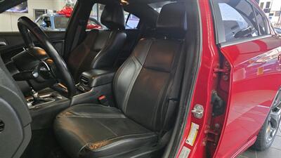 2015 Dodge Charger SXT 4DR SEDAN - Photo 10 - Hamilton, OH 45015