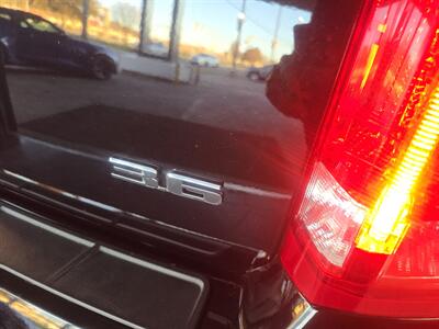 2016 Cadillac SRX Luxury Collection 4DR SUV AWD - Photo 30 - Hamilton, OH 45015