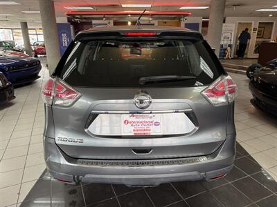 2016 Nissan Rogue S 4DR CROSSOVER - Photo 7 - Hamilton, OH 45015