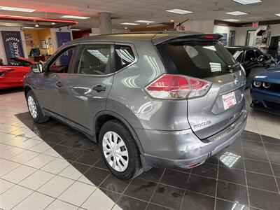 2016 Nissan Rogue S 4DR CROSSOVER - Photo 8 - Hamilton, OH 45015