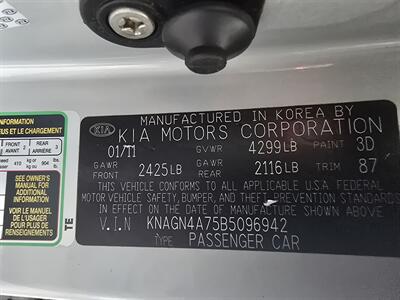 2011 Kia Optima EX   - Photo 37 - Hamilton, OH 45015