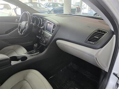2011 Kia Optima EX   - Photo 14 - Hamilton, OH 45015