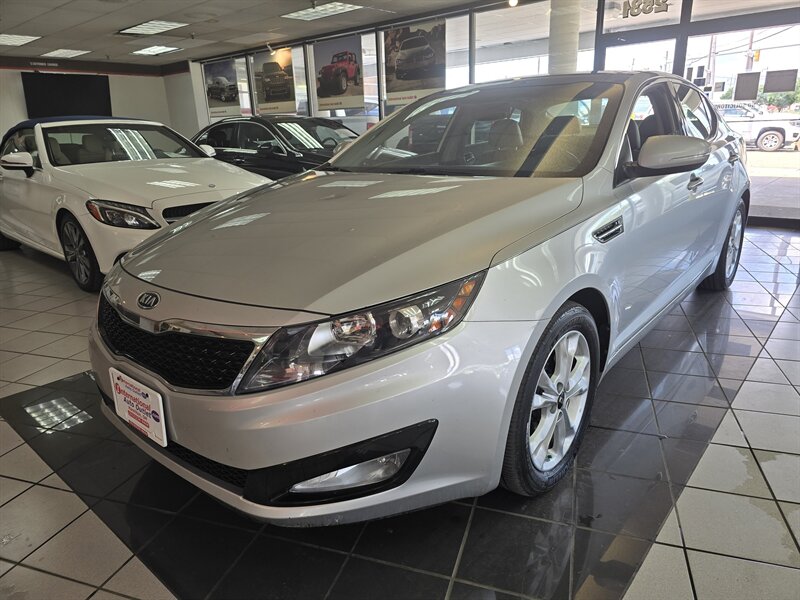 2011 Kia Optima EX - Photo 1 - Hamilton, OH 45015