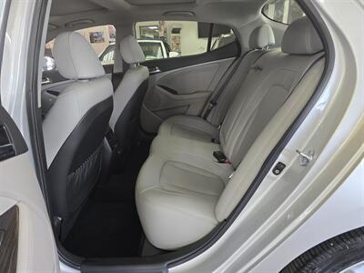 2011 Kia Optima EX   - Photo 12 - Hamilton, OH 45015