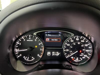 2013 Nissan Altima 2.5 S   - Photo 11 - Hamilton, OH 45015