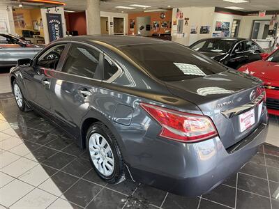 2013 Nissan Altima 2.5 S   - Photo 7 - Hamilton, OH 45015