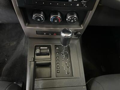 2012 Jeep Liberty Sport 4DR SUV 4X4   - Photo 16 - Hamilton, OH 45015