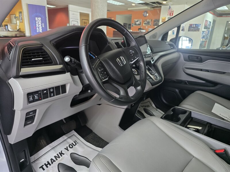 2022 Honda Odyssey EX-L 4DR MINI-VAN - Photo 8 - Hamilton, OH 45015